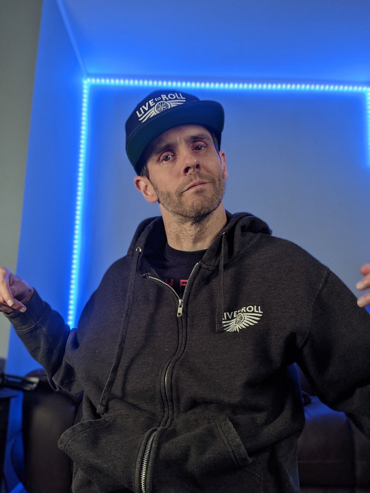 Zip-Up Embroidered Hoody